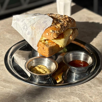 Gurme Fiesta Tavuklu Sandviç